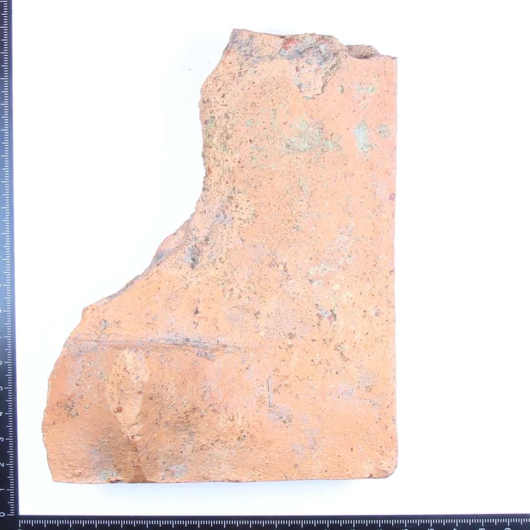 Fragment af tagpande og fragment af nonnetegl