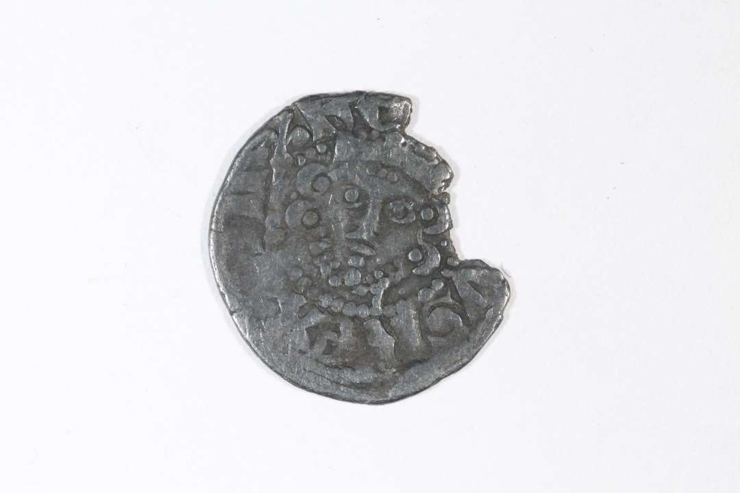 Long Cross penny, lettere fragmenteret, ø 18 mm