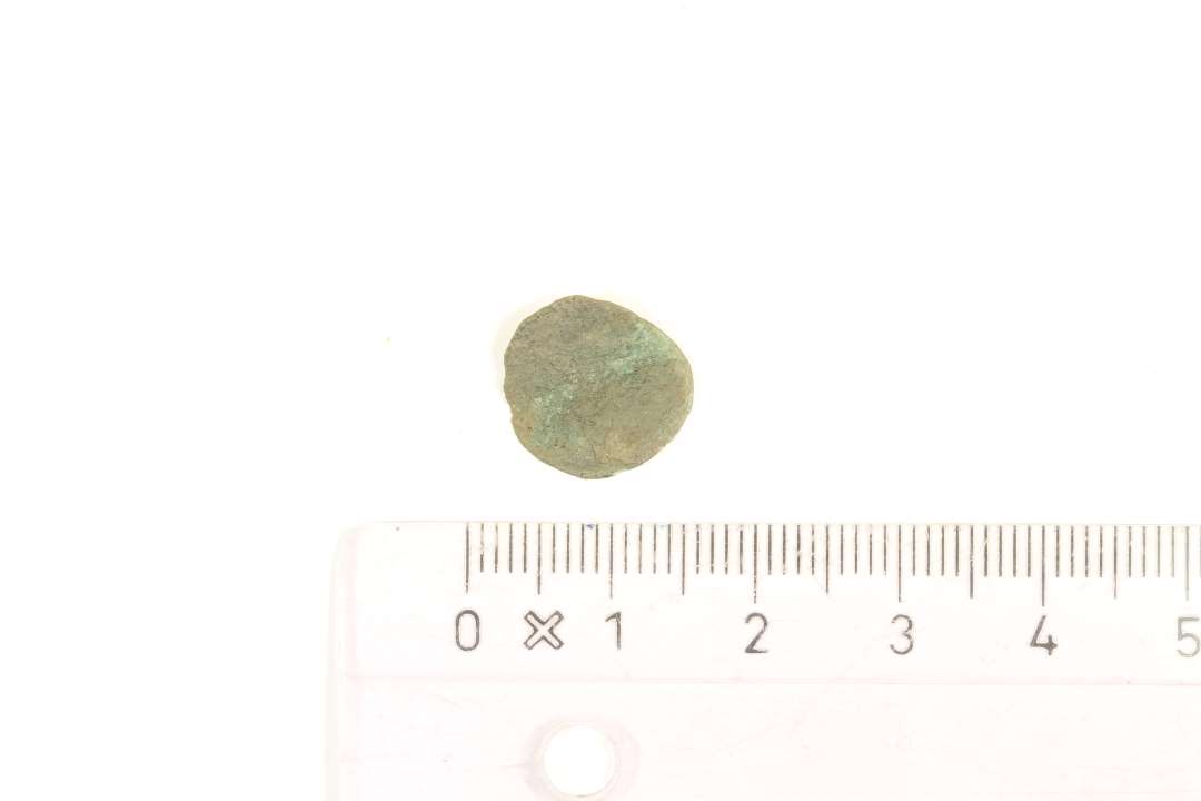 Borgerkrigsmønt. Penning, 1286-1360, MB, bøjet, kraftigt korroderet