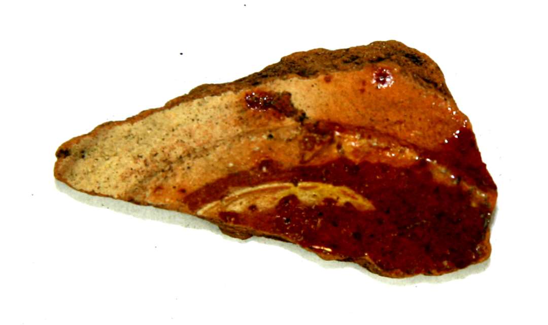 Fragment af hornmalet bund, fad/tallerken