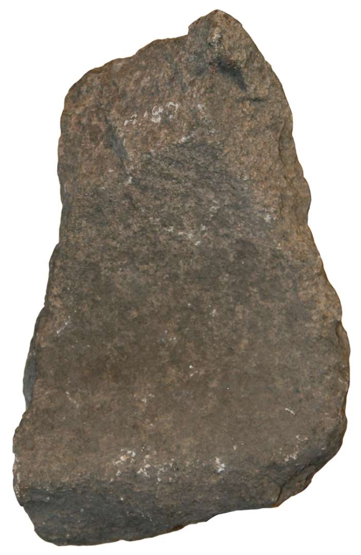 Kværnsten, 1 fragment af ligger, 20x20x30 cm, med nedsleben rende