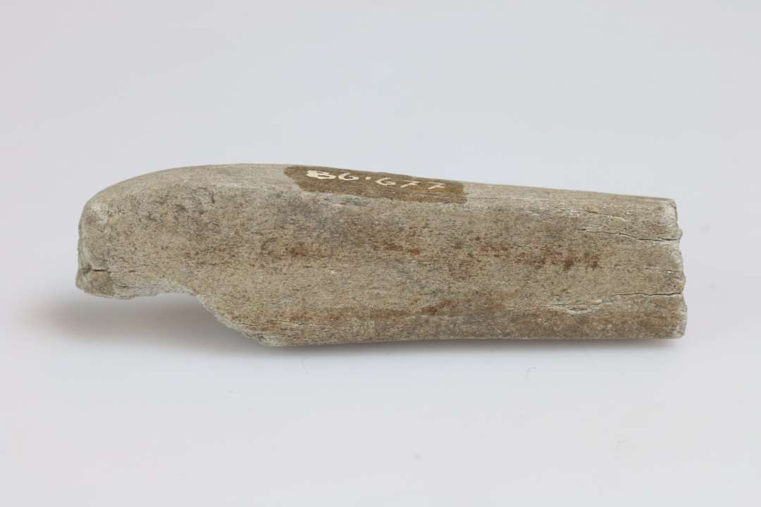 Hvæssesten finkornet sandsten 9,5 x 2,5 x 1.9 cm.